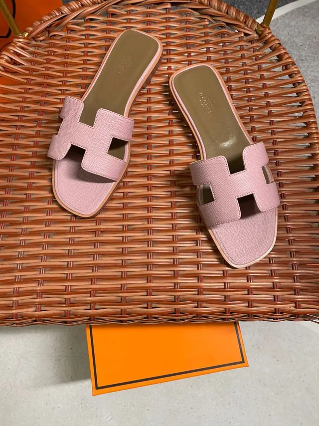 Hermès Oran Pink H-Strap Flat Slippers 3