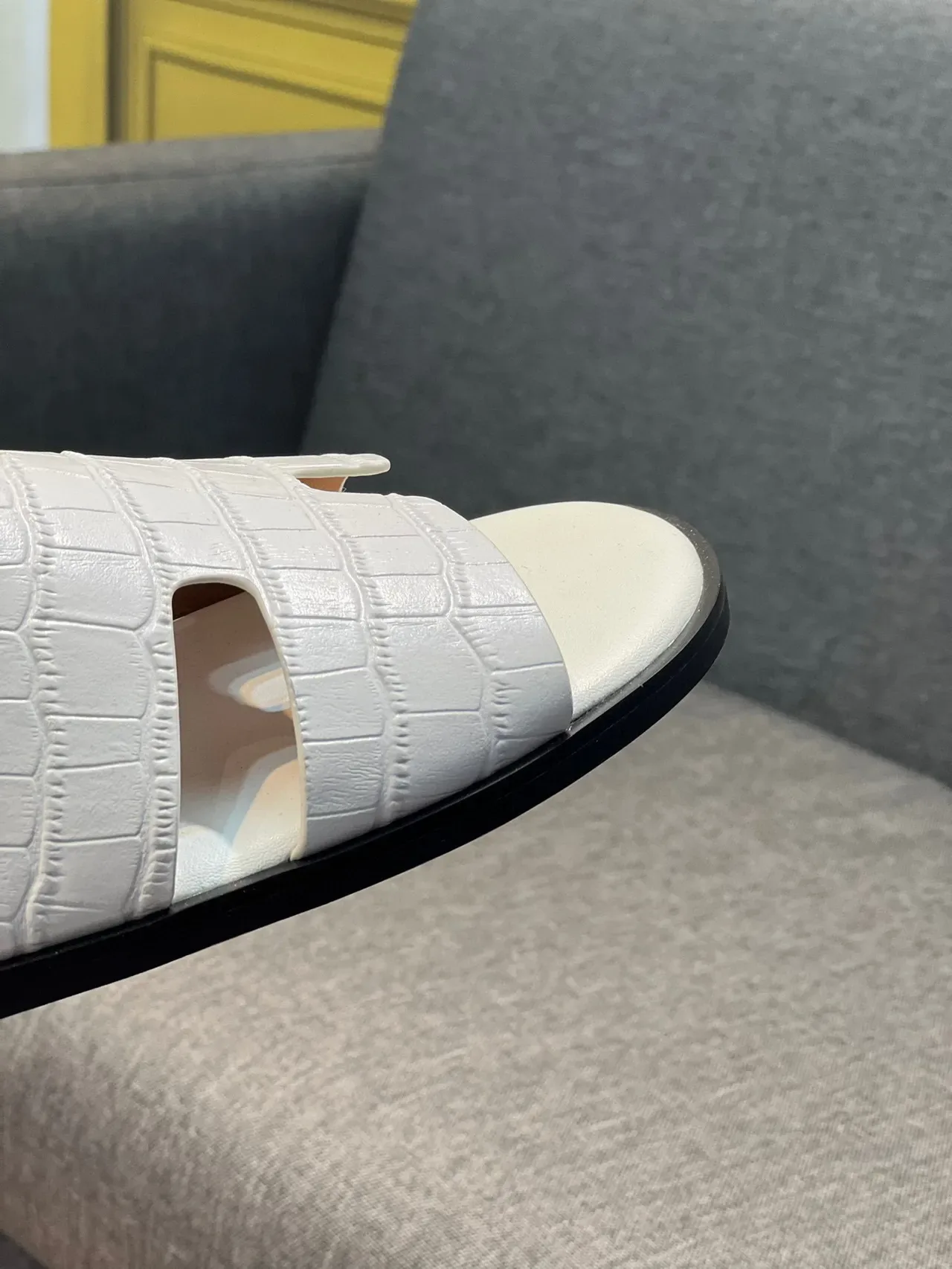 Hermès Oran Slide White Croc-Embossed Leather Slippers 3