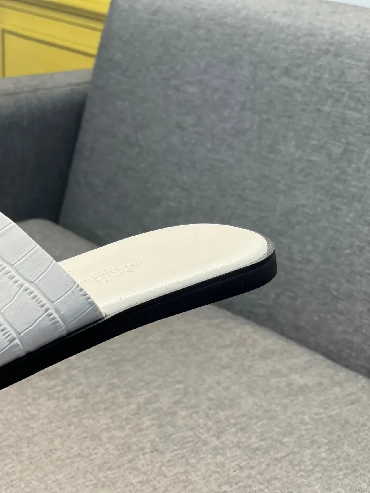 Hermès Oran Slide White Croc-Embossed Leather Slippers 7