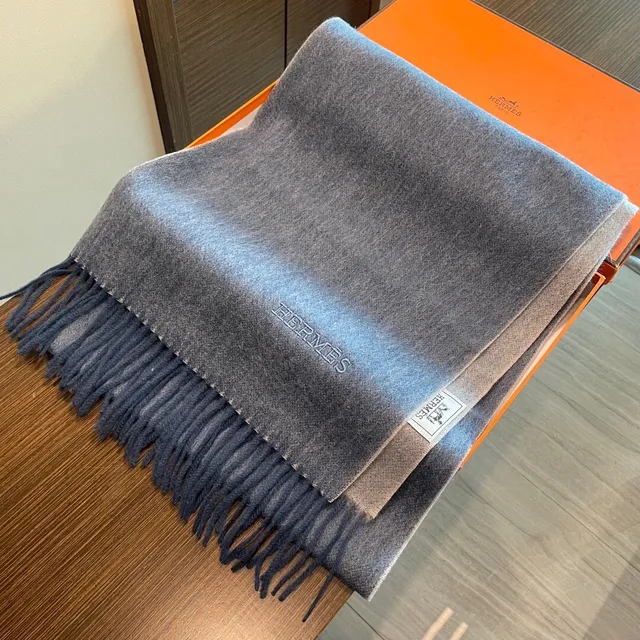 Hermès Two-Tone Gradient Gray Beige Cashmere Scarf 4