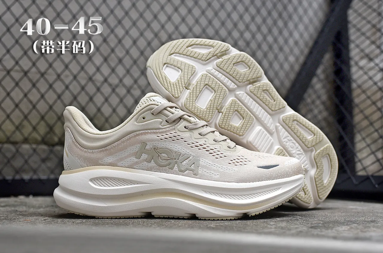 Hoka Clifton Beige Tige en maille ingénierée Semelle intermédiaire sculptée épaisse Chaussures de course 7