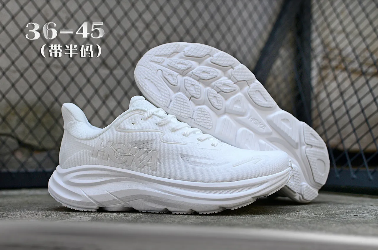 Hoka Clifton White monochrome Engineered Knit Upper Chaussures de course 7