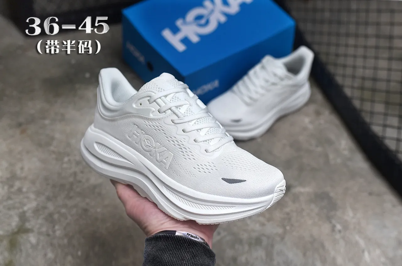 Hoka Chaussures de Running Blanc Noir Monocromatiques Upper Knit Engineered 4