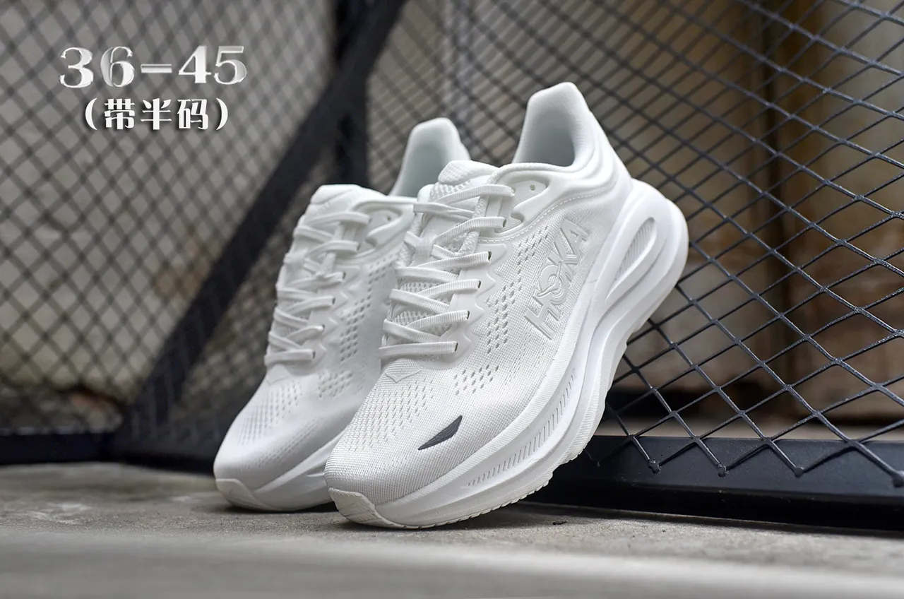 Hoka Chaussures de Running Blanc Noir Monocromatiques Upper Knit Engineered 6