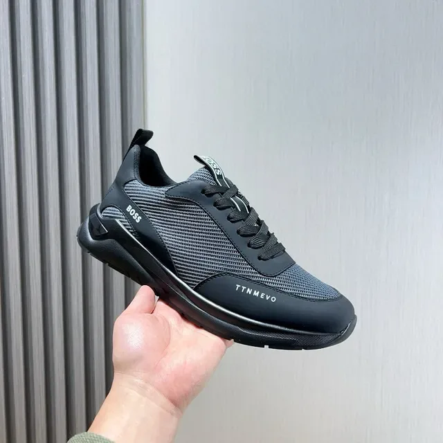 Hugo Boss Tênis pretos e cinza com upper de malha e sintético, sola intermediária monolítica moldada 3