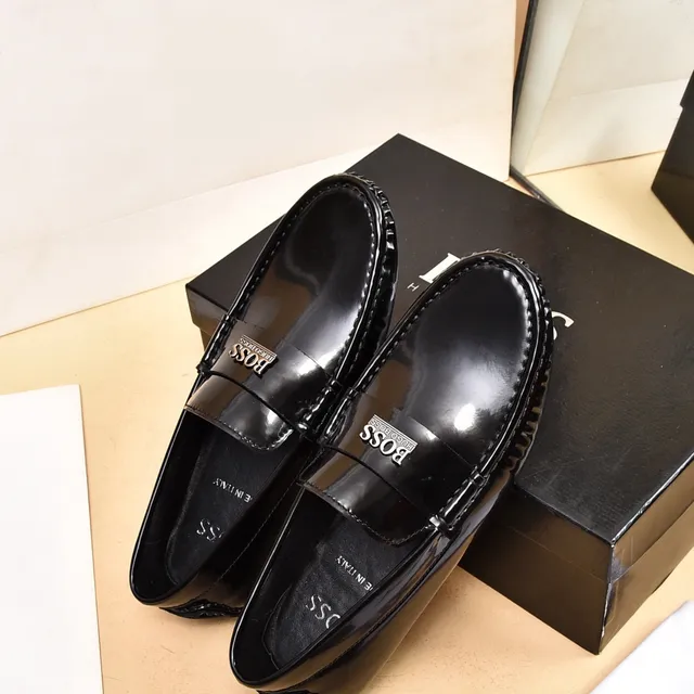 Hugo Boss Mocassim Penny Loafer de Couro Patentado Preto 3