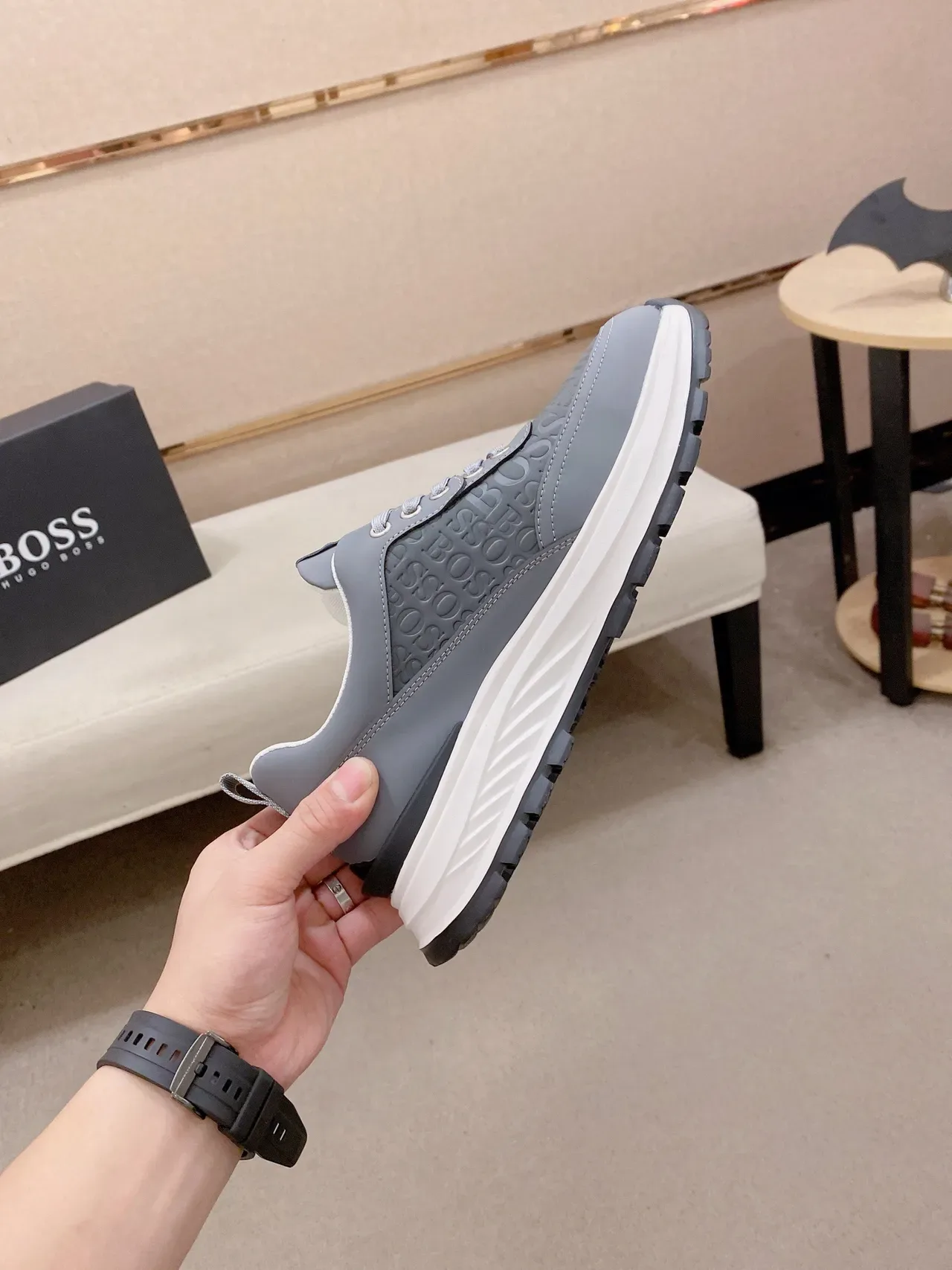 Hugo Boss Gris Monogramme Embossé Sneaker Lifestyle 5