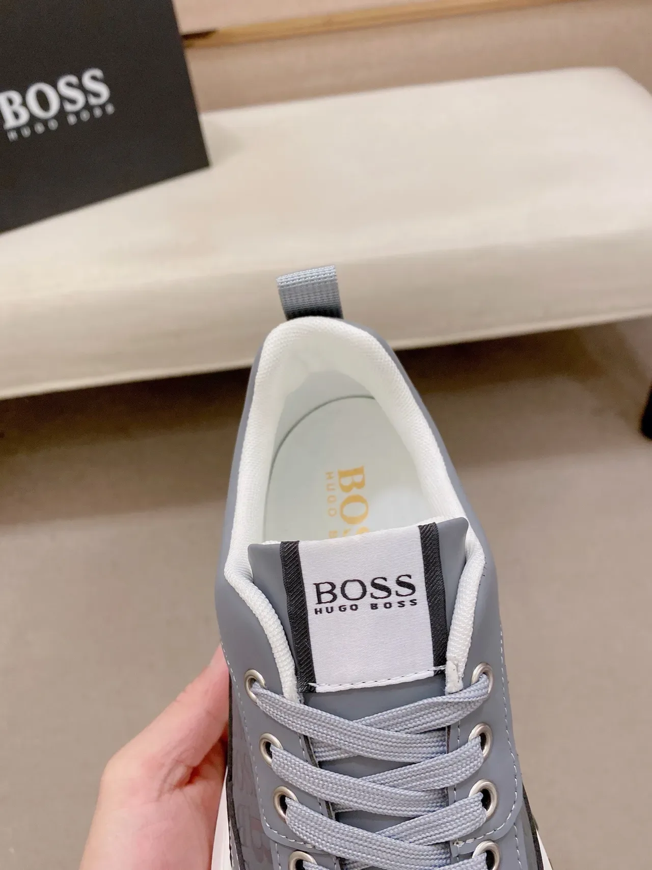 Hugo Boss Gris Monogramme Embossé Sneaker Lifestyle 6