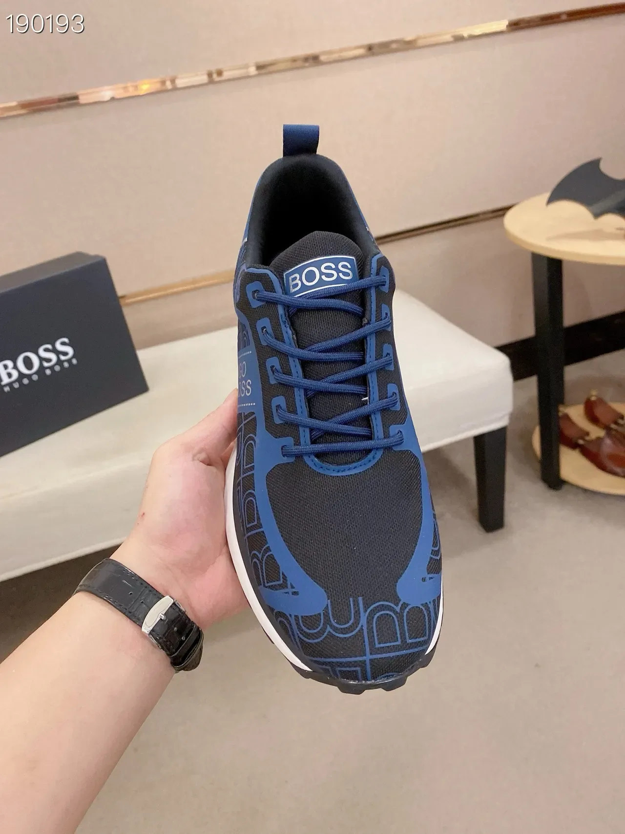 Hugo Boss monogramme imprimé sneakers lifestyle navy et noir 4