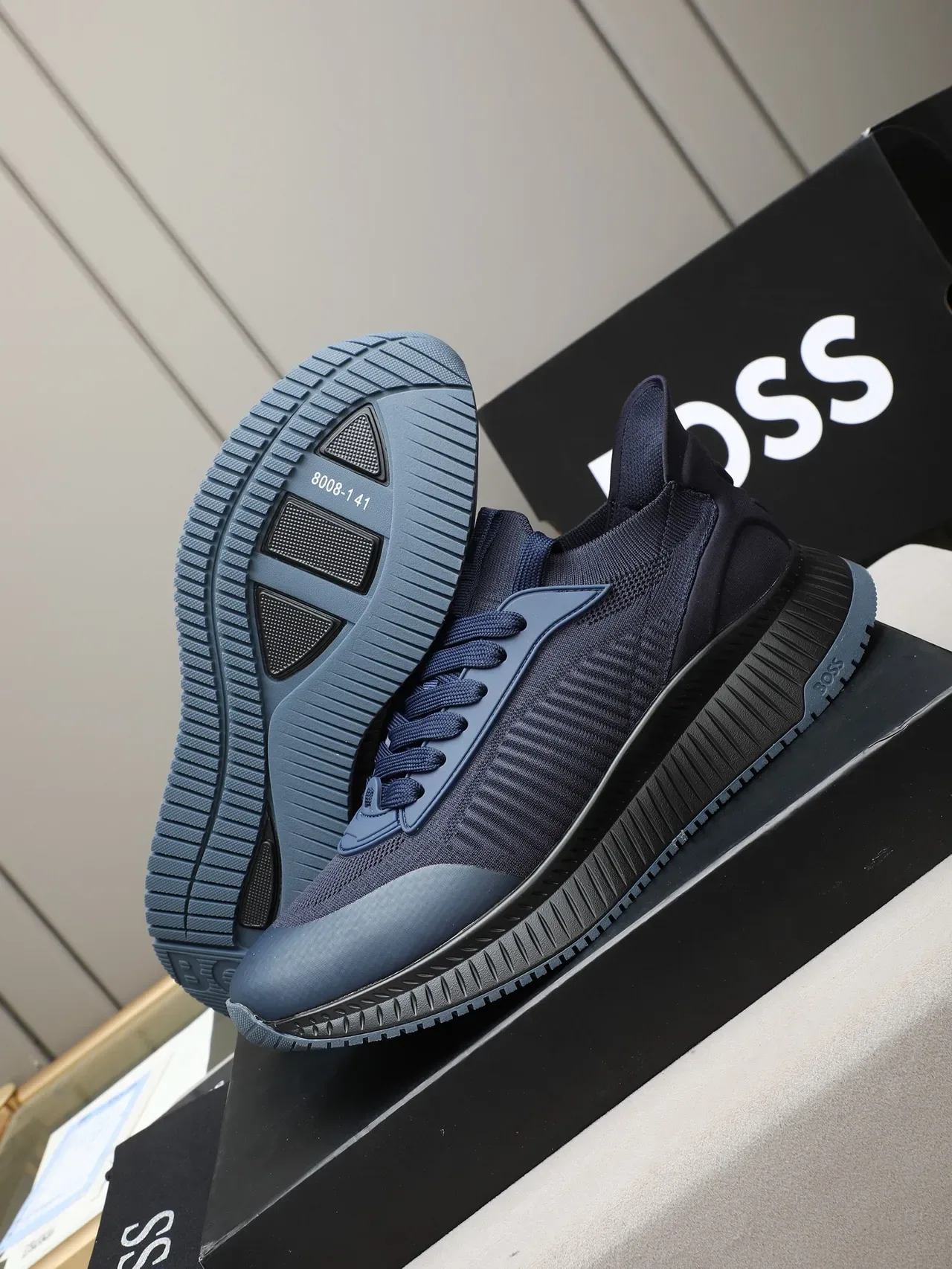 Hugo Boss Sneakers Lifestyle Marine Noir Tricoté Ajustement Chaussant Haut Panel Texture Côtes 4