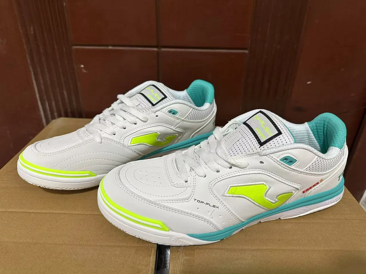 Joma Top-Flex White Neon Yellow Teal Lifestyle Sneakers 15