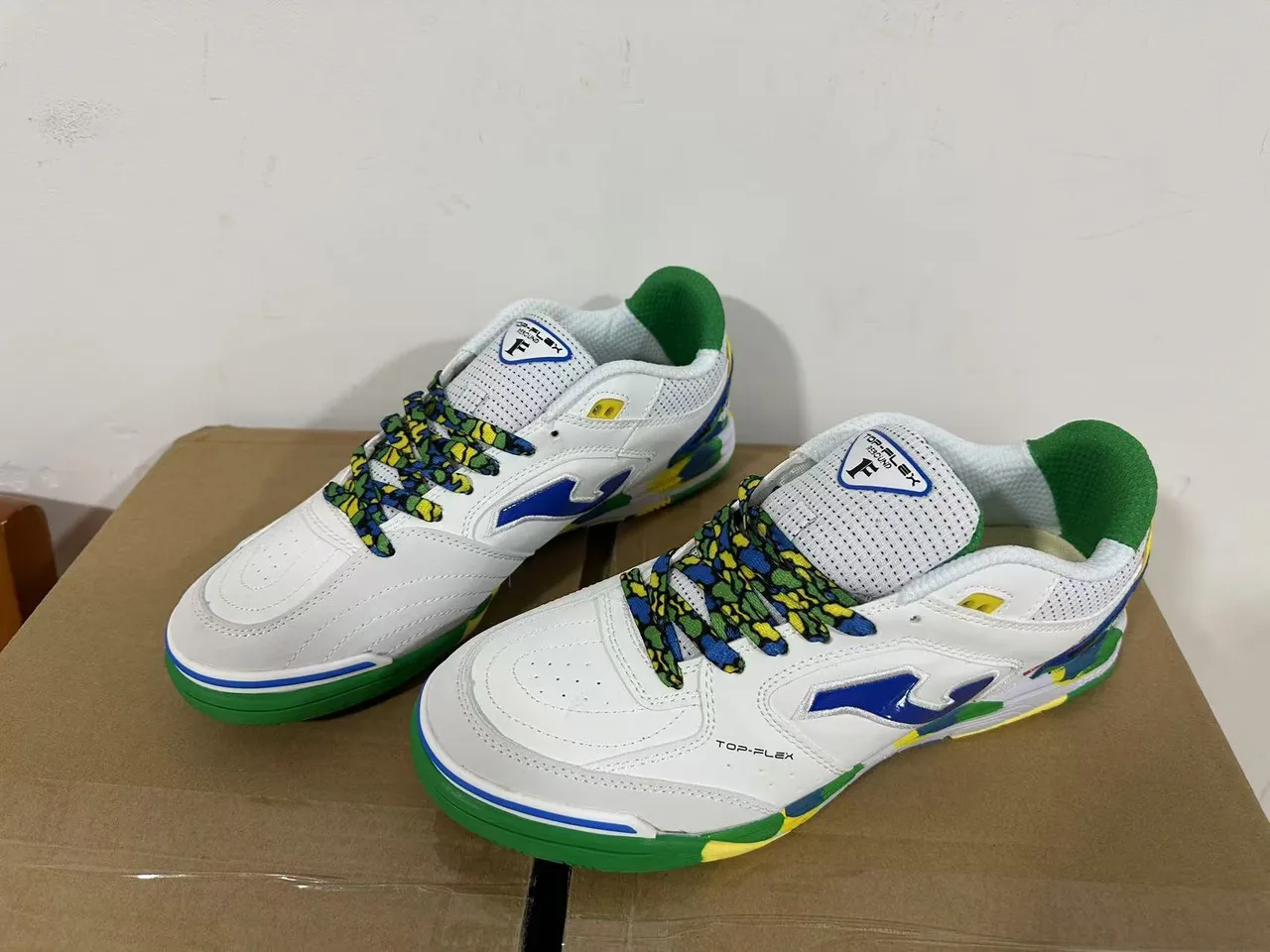 Joma Top-Flex White Neon Yellow Teal Lifestyle Sneakers 19