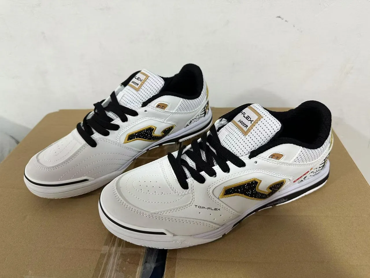 Joma Top-Flex White Neon Yellow Teal Lifestyle Sneakers 23