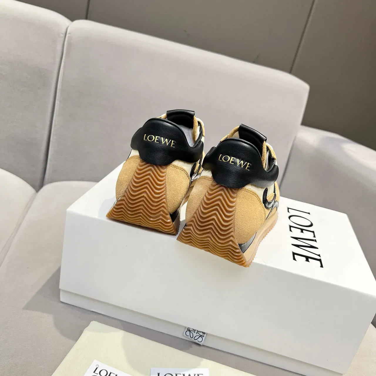 Loewe Flow Runner Beige Tan Black sneakers lifestyle 4