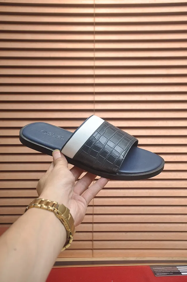 Loro Piana Croc-Embossed Navy and White Pantufla 6