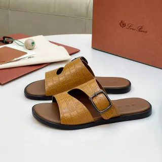 Loro Piana Sandalias Casuales Marrón Croc-Embossed de Correa Doble con Hebilla