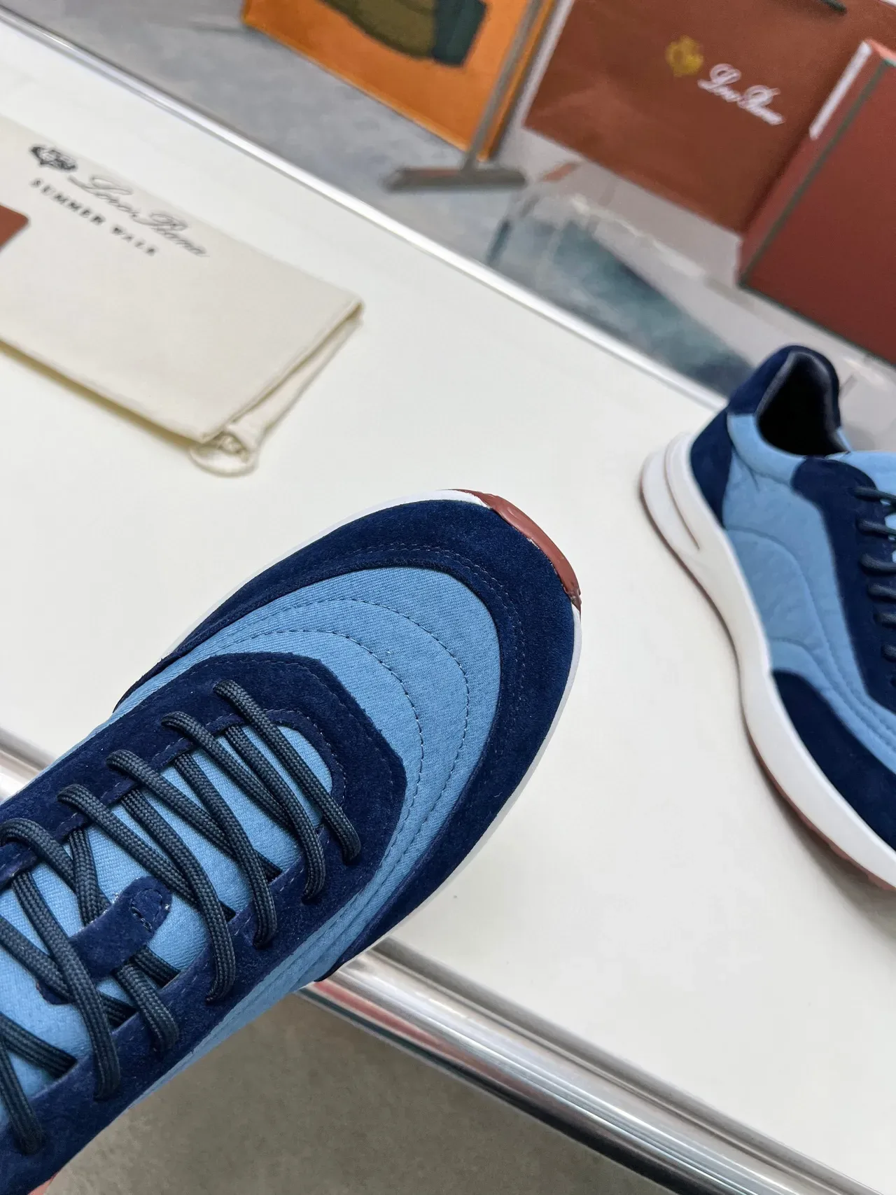 Loro Piana sneakers lifestyle en daim et textile bicolores 7