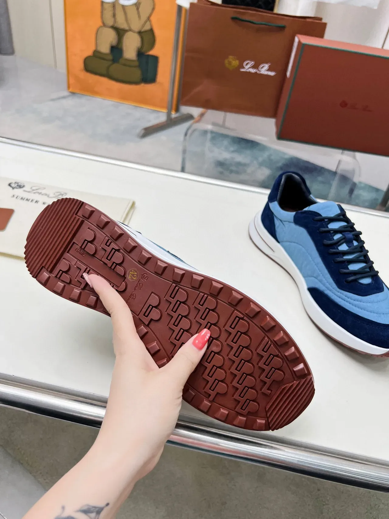 Loro Piana sneakers lifestyle en daim et textile bicolores 8