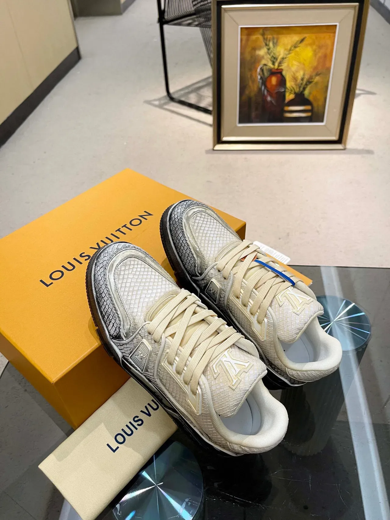 Louis Vuitton Beige Black Scale-Textured Leather Upper Raised LV Monogram Branding Lifestyle Sneakers 6