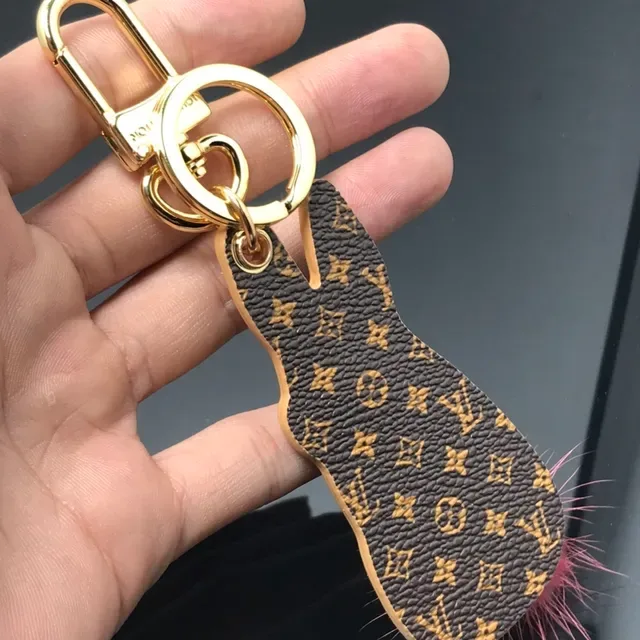 Louis Vuitton Beige Pink Leather Rabbit Charm Monogram Canvas Tail Crossbody Bag 4