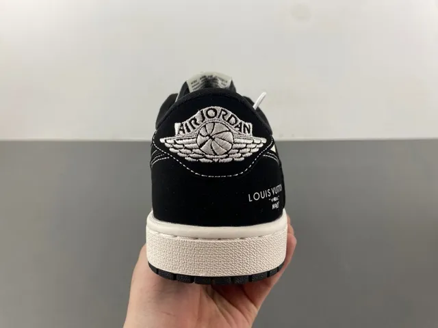 Louis Vuitton Black Beige Low-Top Monogram Canvas Lifestyle Sneakers 4