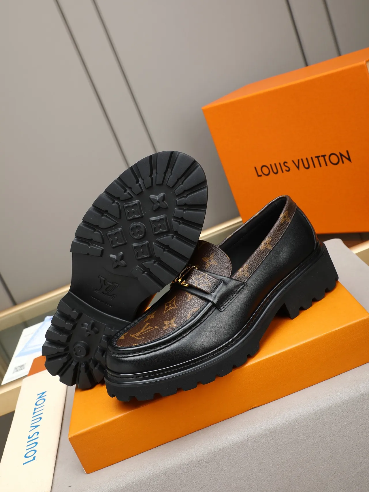 Louis Vuitton Black Brown Monogram Canvas Trim Gold-Tone Buckle Loafer 4