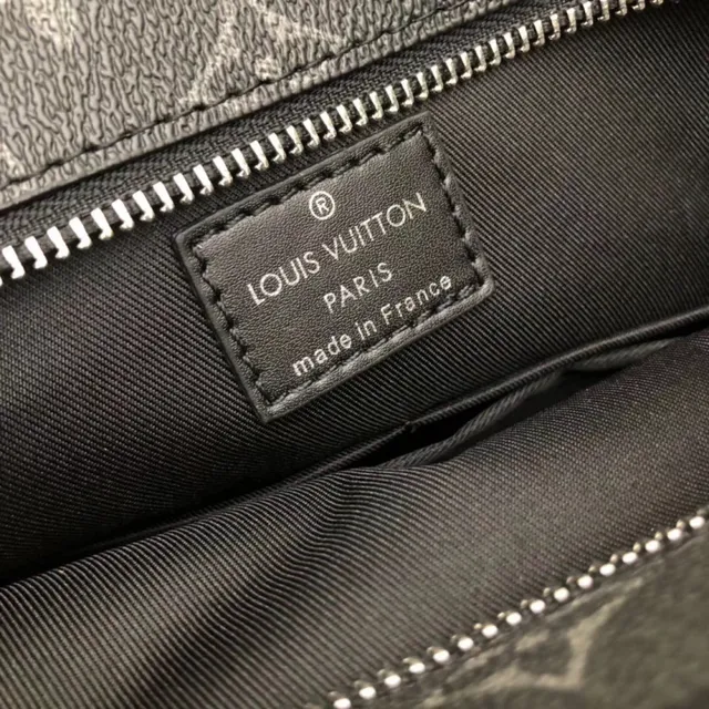 Louis Vuitton Black Brown Monogram Coated Canvas Leather Plaque Accent Messenger Bag 2