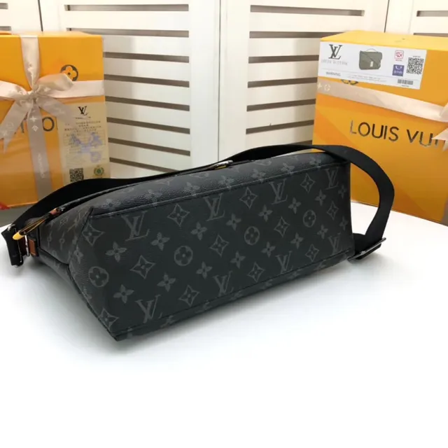 Louis Vuitton Black Brown Monogram Coated Canvas Leather Plaque Accent Messenger Bag 15