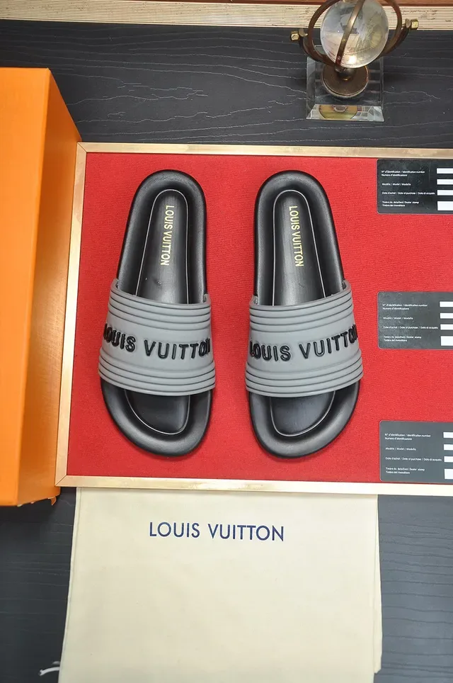 Louis Vuitton Black Gray Molded Rubber Ribbed Strap Slippers 2