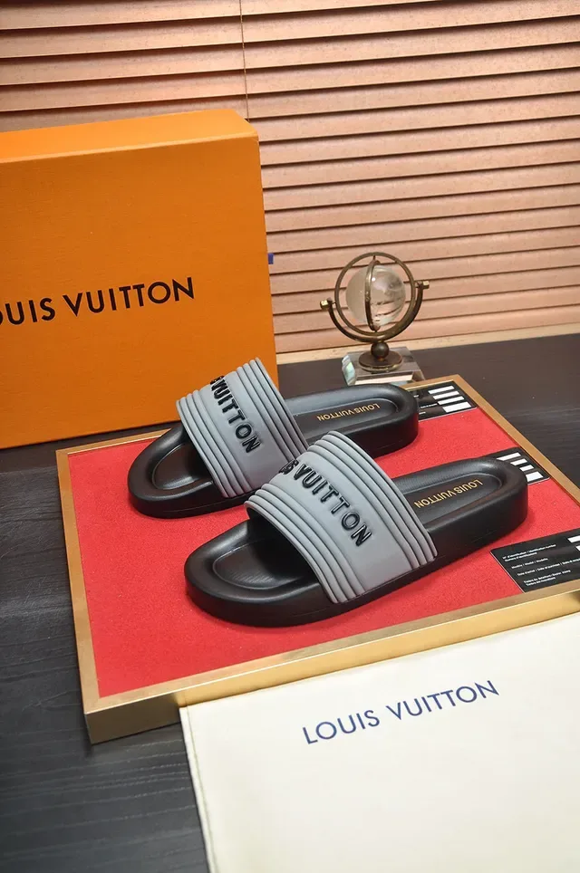 Louis Vuitton Black Gray Molded Rubber Ribbed Strap Slippers 4