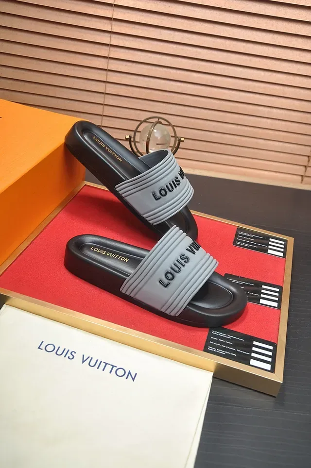 Louis Vuitton Black Gray Molded Rubber Ribbed Strap Slippers 6