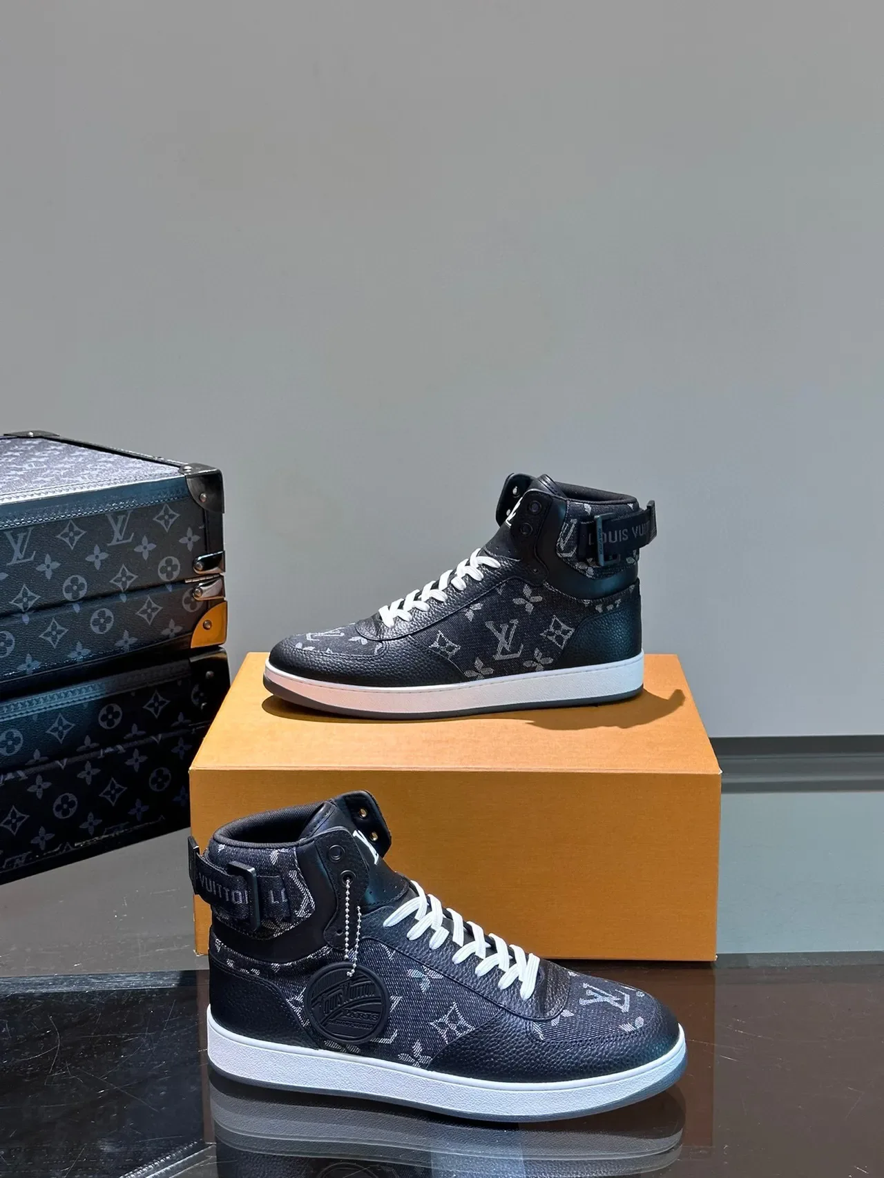 Louis Vuitton Black White High-Top Monogram-Printed Lifestyle Sneakers 4
