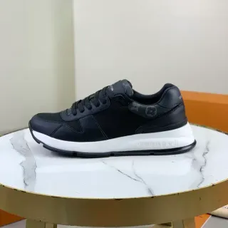 Louis Vuitton Black White Leather And Mesh Upper Sculpted Midsole Lifestyle Sneakers