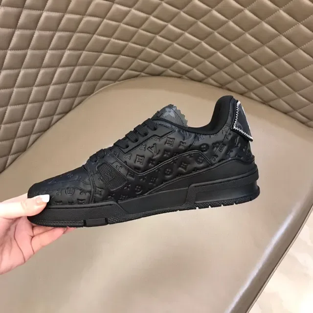 Louis Vuitton Black White Monogram-Embossed Upper Sculpted Chunky Sole Lifestyle Sneakers 3