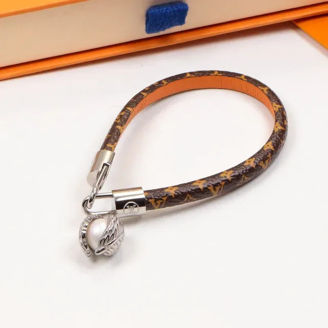 Louis Vuitton Brown Gold Monogram Canvas Metal Hardware Handbag 2