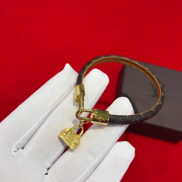 Louis Vuitton Brown Gold Monogram Canvas Padlock Clasp Bracelet 8
