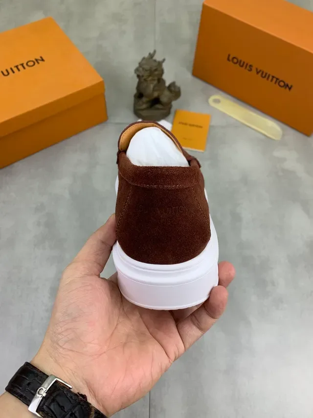 Louis Vuitton ब्राउन व्हाइट स्वेड अपर प्लेटफॉर्म सोल लोफर 4