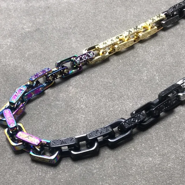 Louis Vuitton Chain Reaction Chunky Monogram Iridescent Multicolor Necklace 4