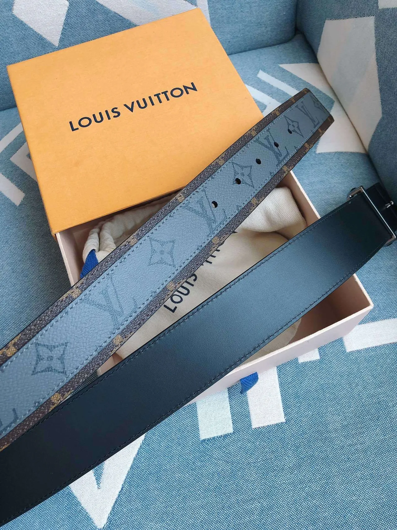 Louis Vuitton Circle Belt Gray Monogram Eclipse Leather Belt 3