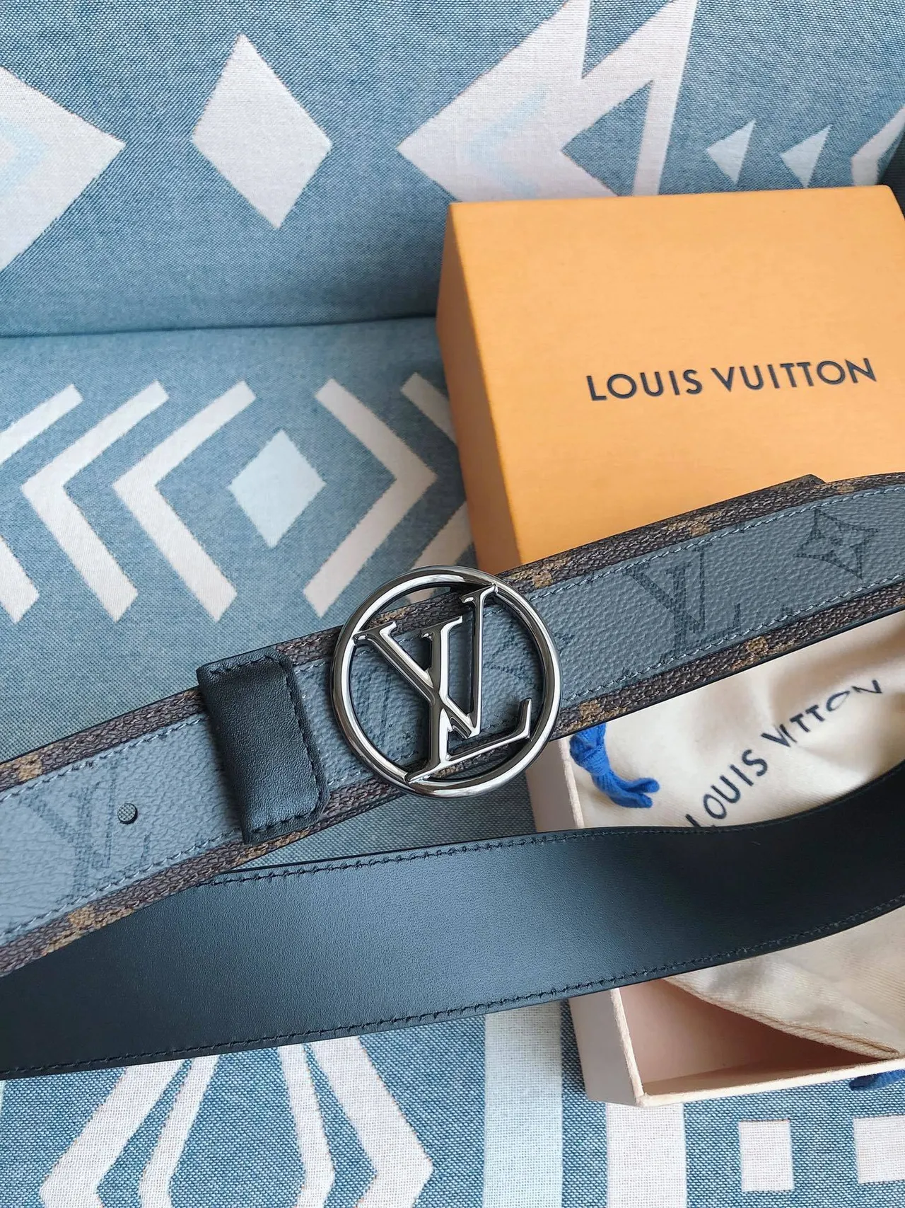 Louis Vuitton Circle Belt Gray Monogram Eclipse Leather Belt 5