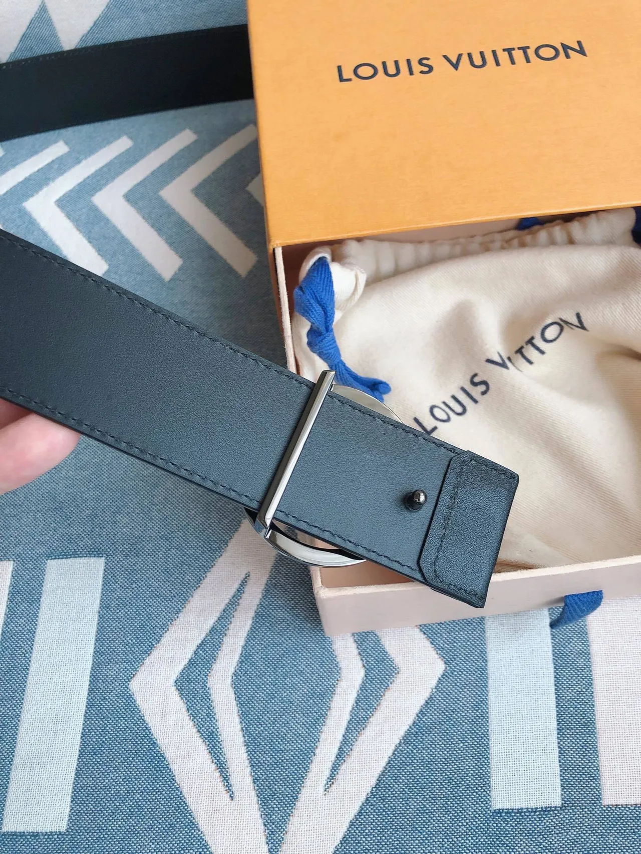 Louis Vuitton Circle Belt Gray Monogram Eclipse Leather Belt 8