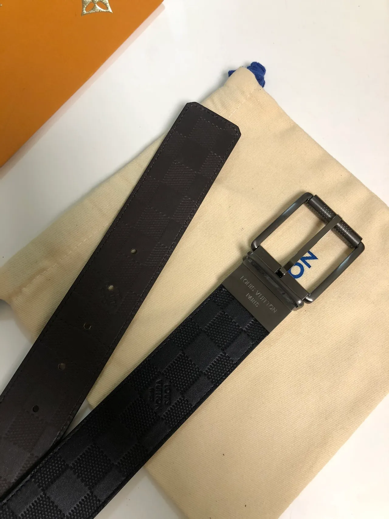 Louis Vuitton Damier Graphite Reversible Buckle Leather Belt 2