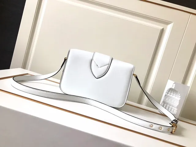 Louis Vuitton Dauphine White Leather Underarm Bag 6