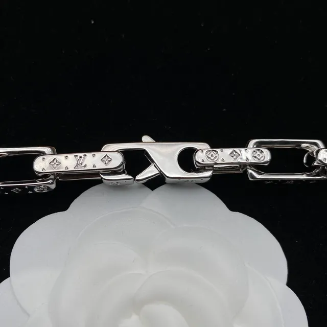 Louis Vuitton Engraved Monogram Floral Chain Bracelet 5