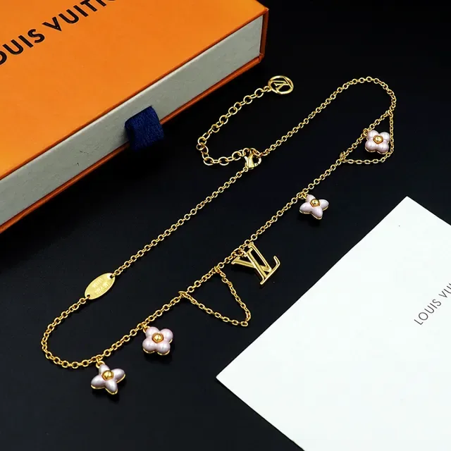 Louis Vuitton Floral Charm Gold-Tone Necklace 8