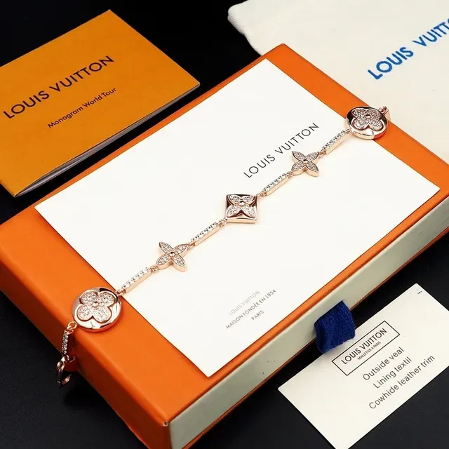 Louis Vuitton Floral Quatrefoil Pavé Crystal Rose Gold Bracelet 9