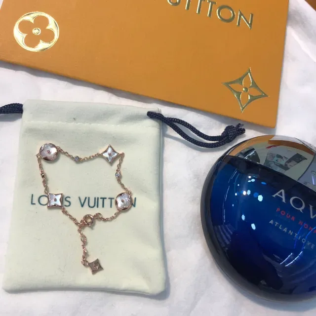 Louis Vuitton Gold White Rose Chain Enamel Floral Charms Bracelet 8