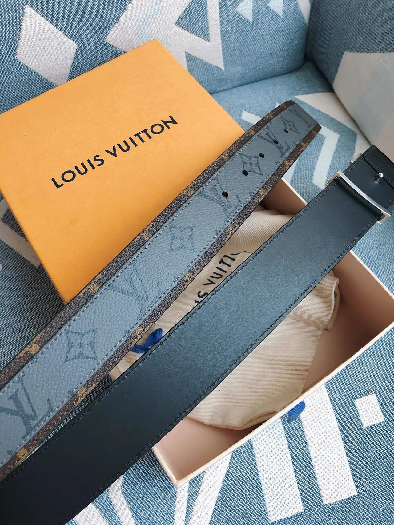 Louis Vuitton ধূসর বাদামী রিভার্সিবল মোনোগ্রাম রিভার্স প্রিন্ট লেদার বেল্ট 4