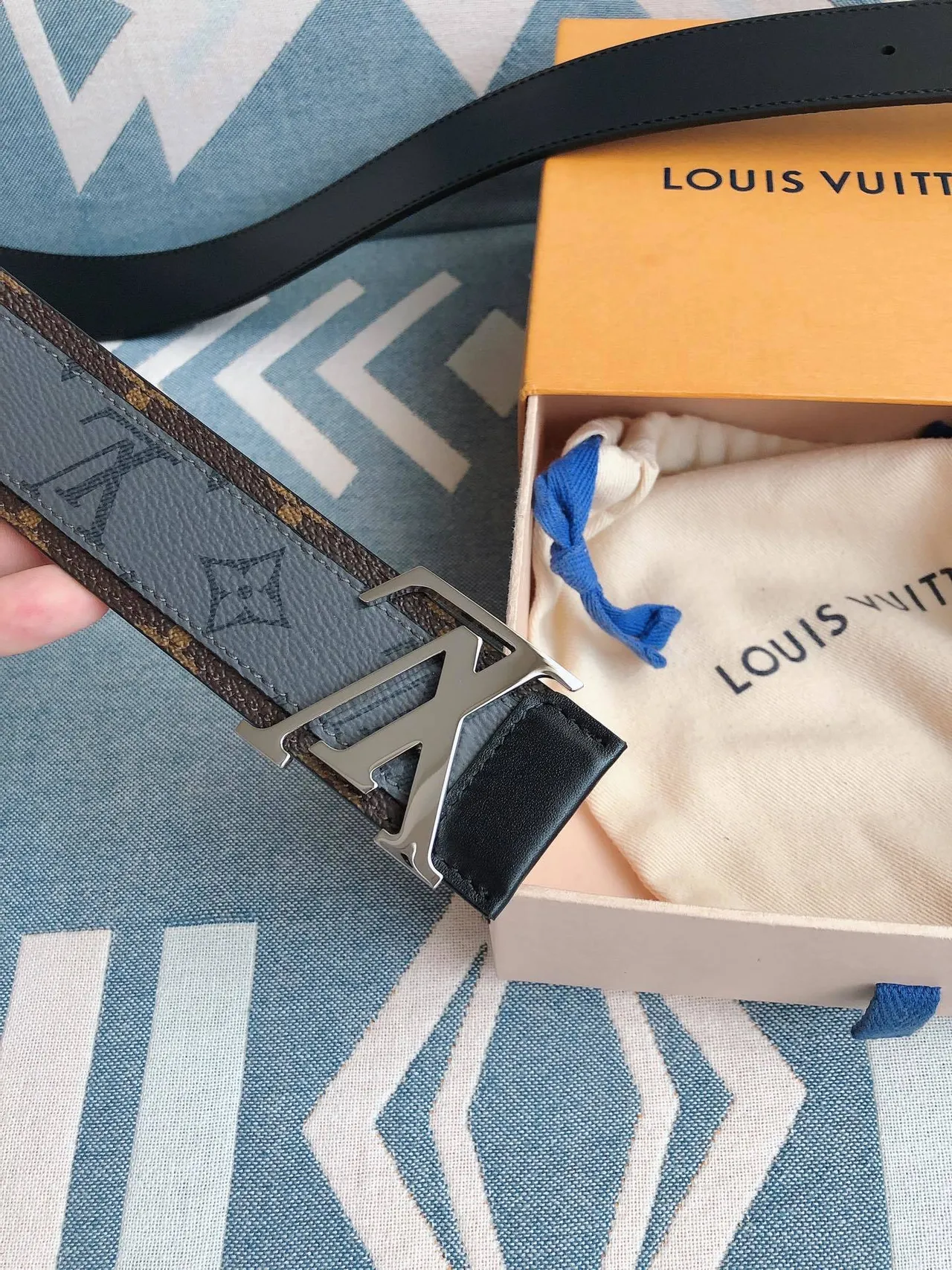 Louis Vuitton ধূসর বাদামী রিভার্সিবল মোনোগ্রাম রিভার্স প্রিন্ট লেদার বেল্ট 7