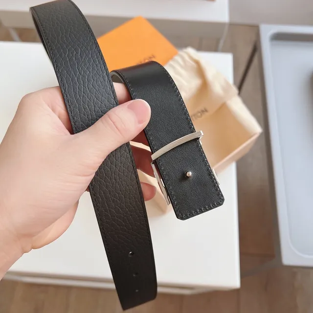 Louis Vuitton Interlocking LV Buckle Black Pebbled Leather Belt 5